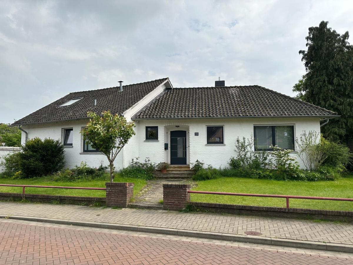 Entspannung Am Niederrhein - Grosses Helles Haus Mit Kamin Emmerich Extérieur photo