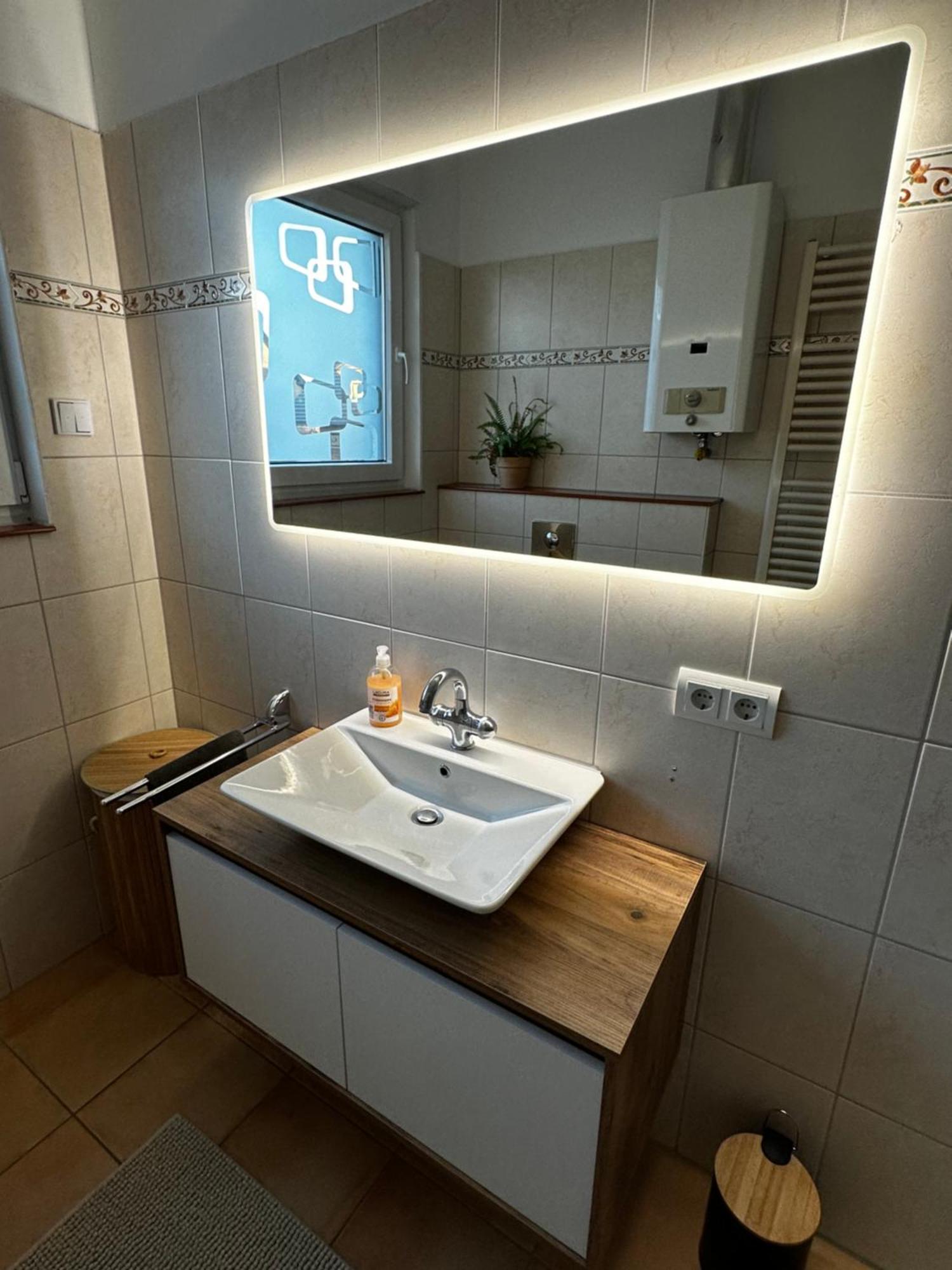 Entspannung Am Niederrhein - Grosses Helles Haus Mit Kamin Emmerich Extérieur photo
